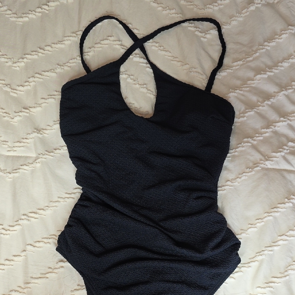Cupshe Black Jacquard Cutout Tummy Control One Piece Swimsuit Womens XS Resort - Picture 5 of 8